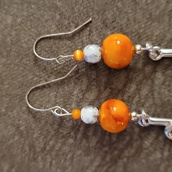 3/$30 HANDMADE Orange Glass Beaded Trumpet Charm Dangle Hook Earrings - Picture 4 of 4